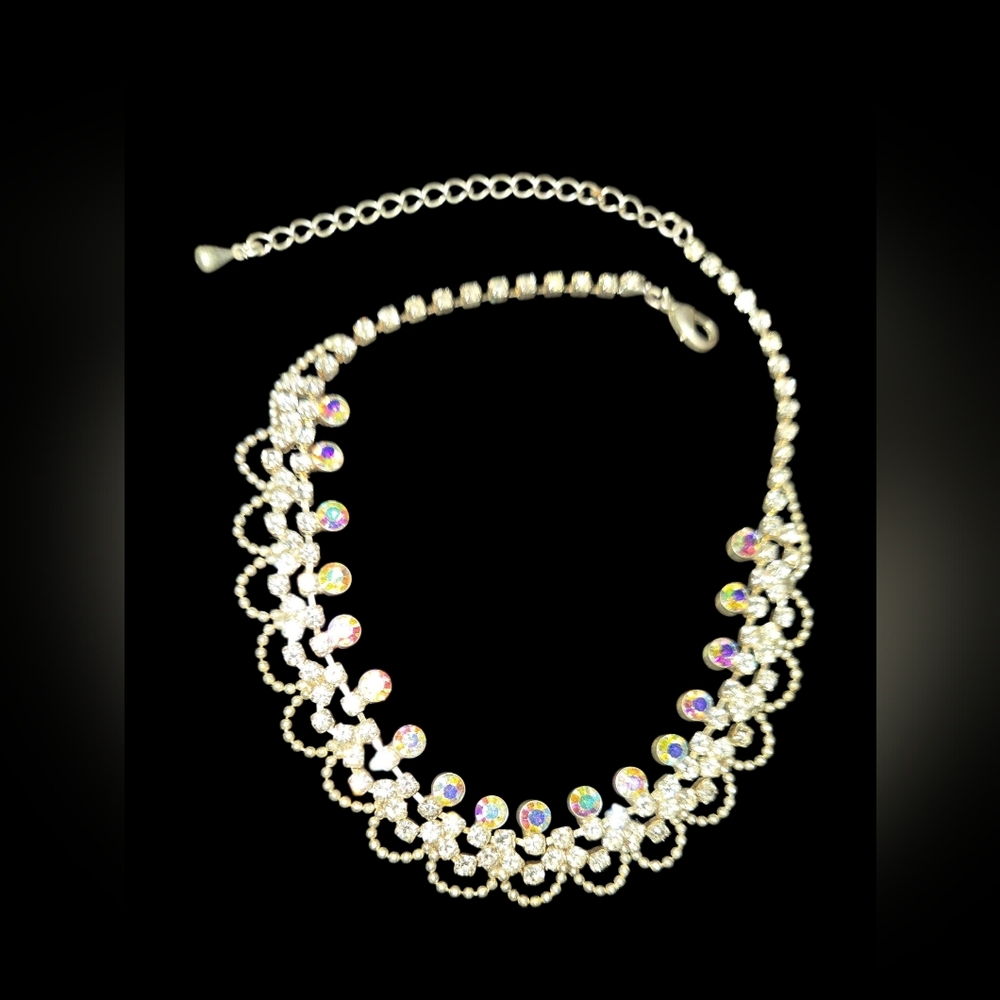 Dazzling Choker Necklace and Earring Set - Picture 3 of 3